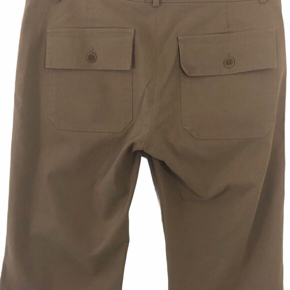 Women’s Classic Flat Front Theory Khaki Shorts 6 - Picture 2 of 4
